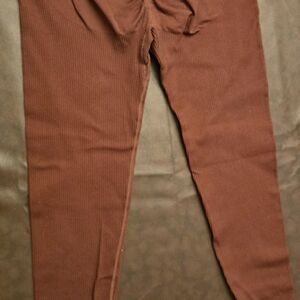 Women's Skinny Pants in Brown
